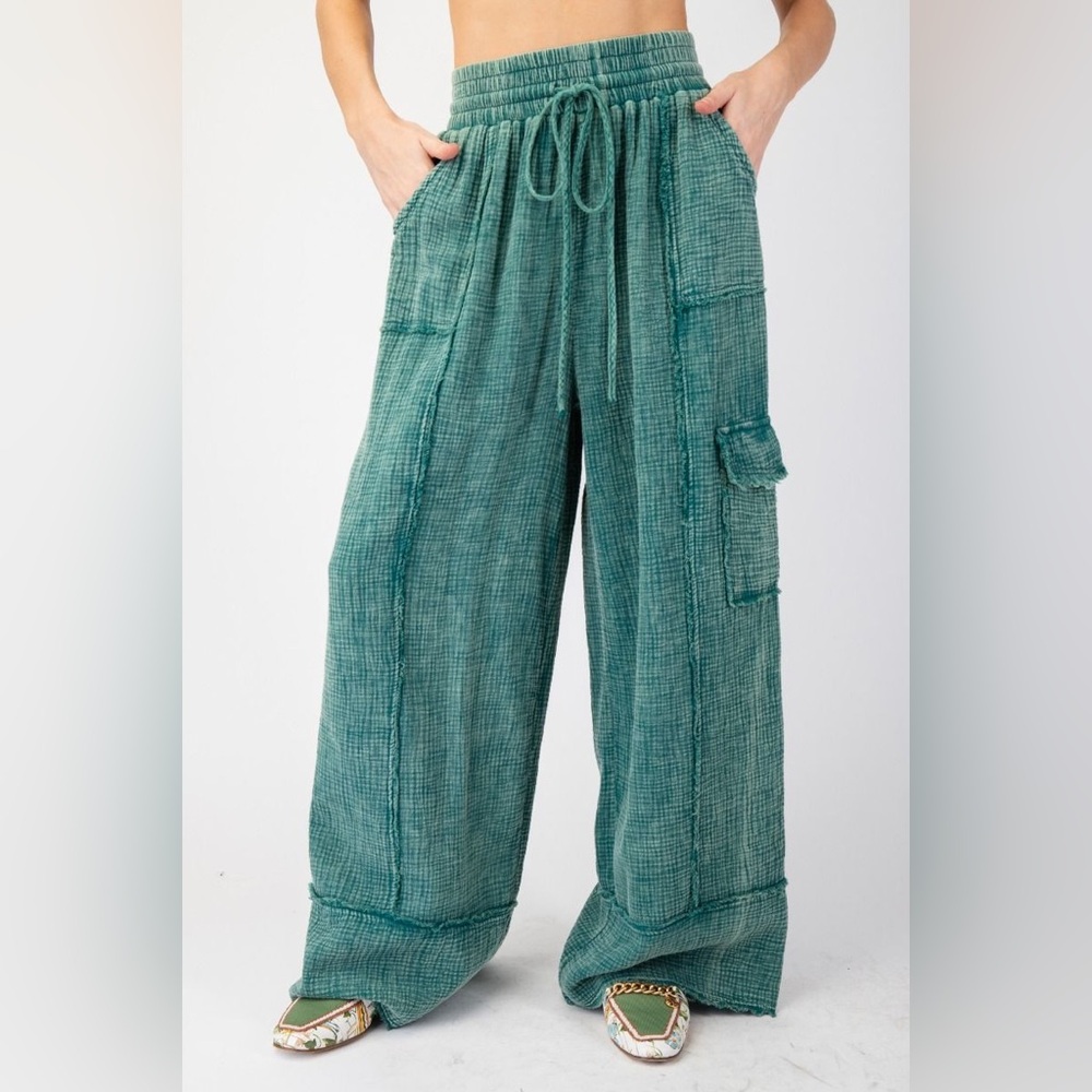 NWT Easel Teal Wide-Leg Pants